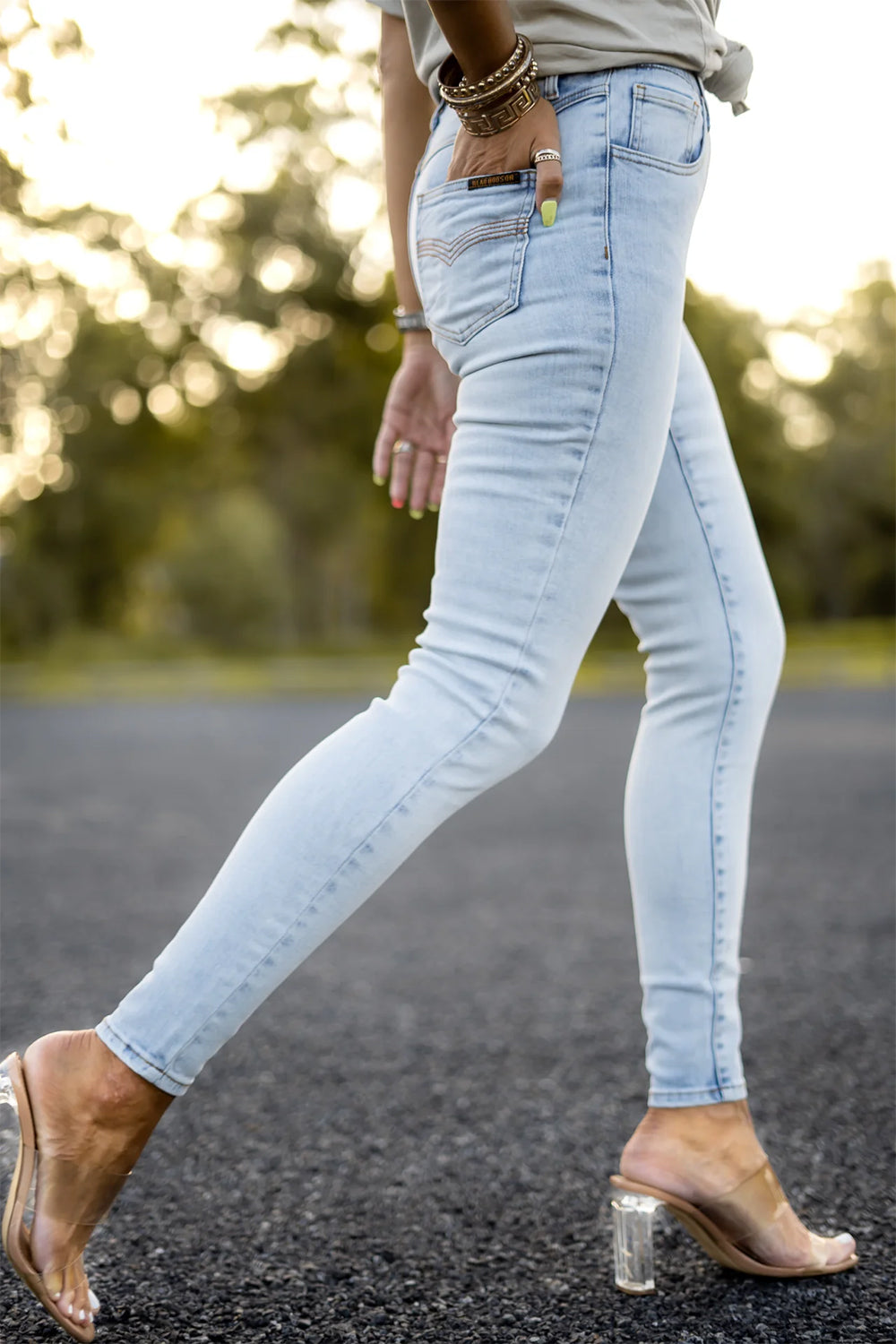 Blue Non-Distressed Denim Jeg Jeans - Women's